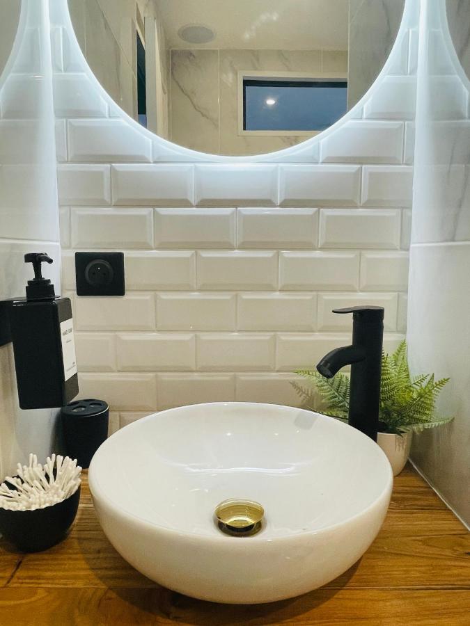 Nancy Gare - Studio Haut De Gamme Ngoại thất bức ảnh